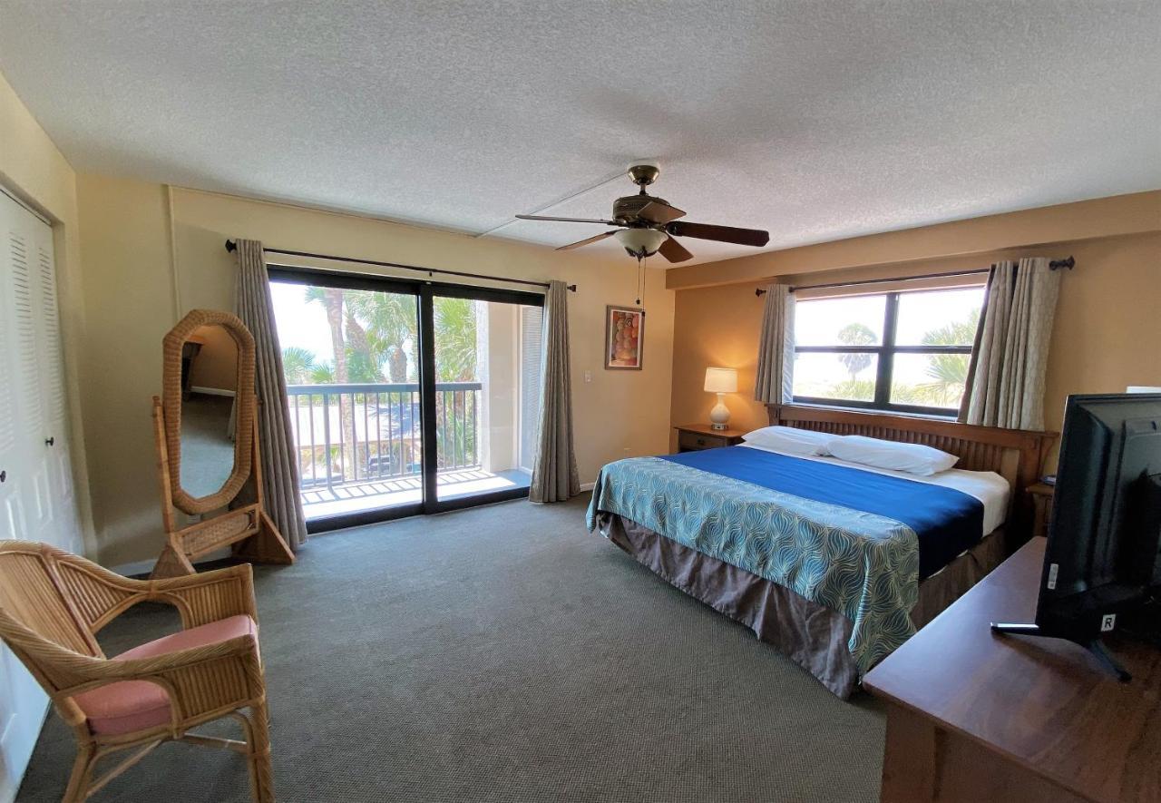 All Seasons Vacation Resort By Liberte Madeira Beach Εξωτερικό φωτογραφία