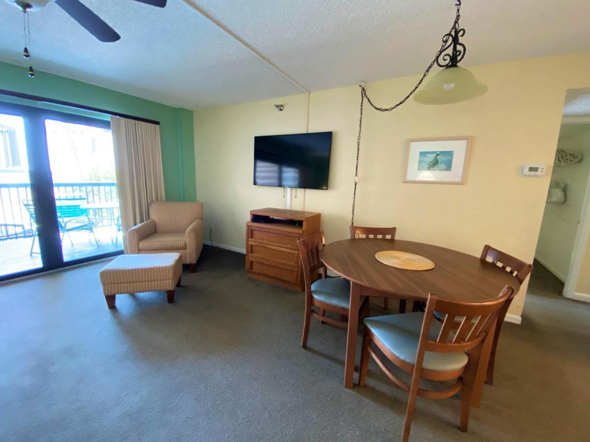 All Seasons Vacation Resort By Liberte Madeira Beach Εξωτερικό φωτογραφία