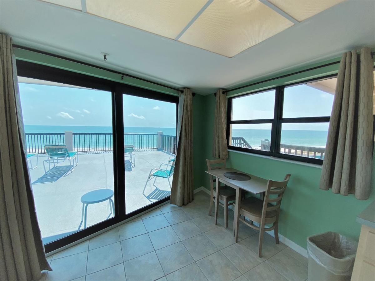 All Seasons Vacation Resort By Liberte Madeira Beach Εξωτερικό φωτογραφία