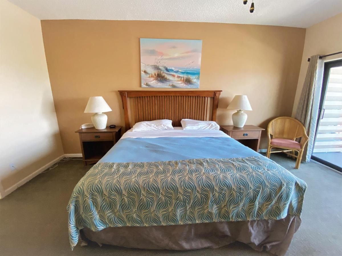 All Seasons Vacation Resort By Liberte Madeira Beach Εξωτερικό φωτογραφία