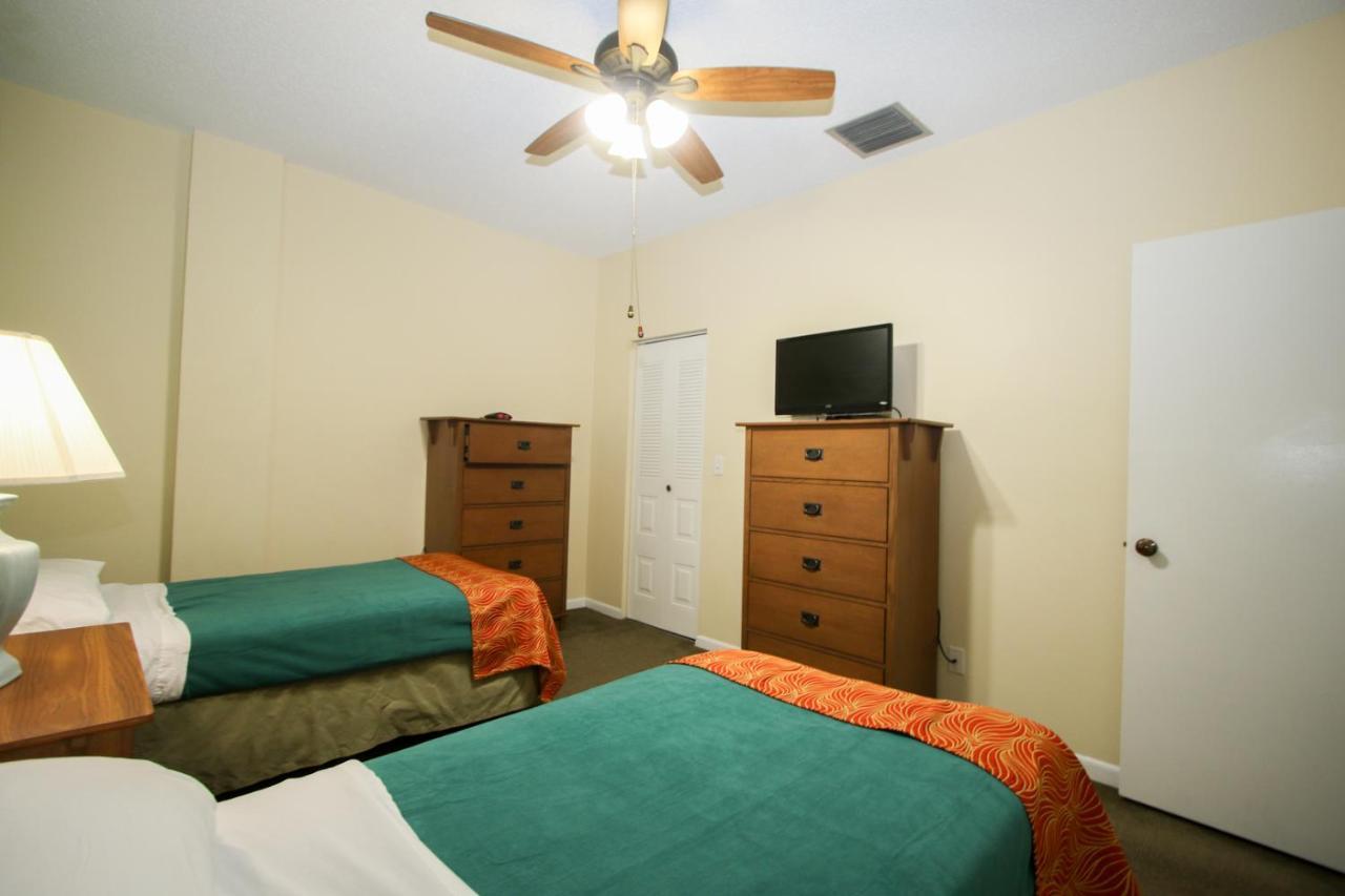 All Seasons Vacation Resort By Liberte Madeira Beach Εξωτερικό φωτογραφία