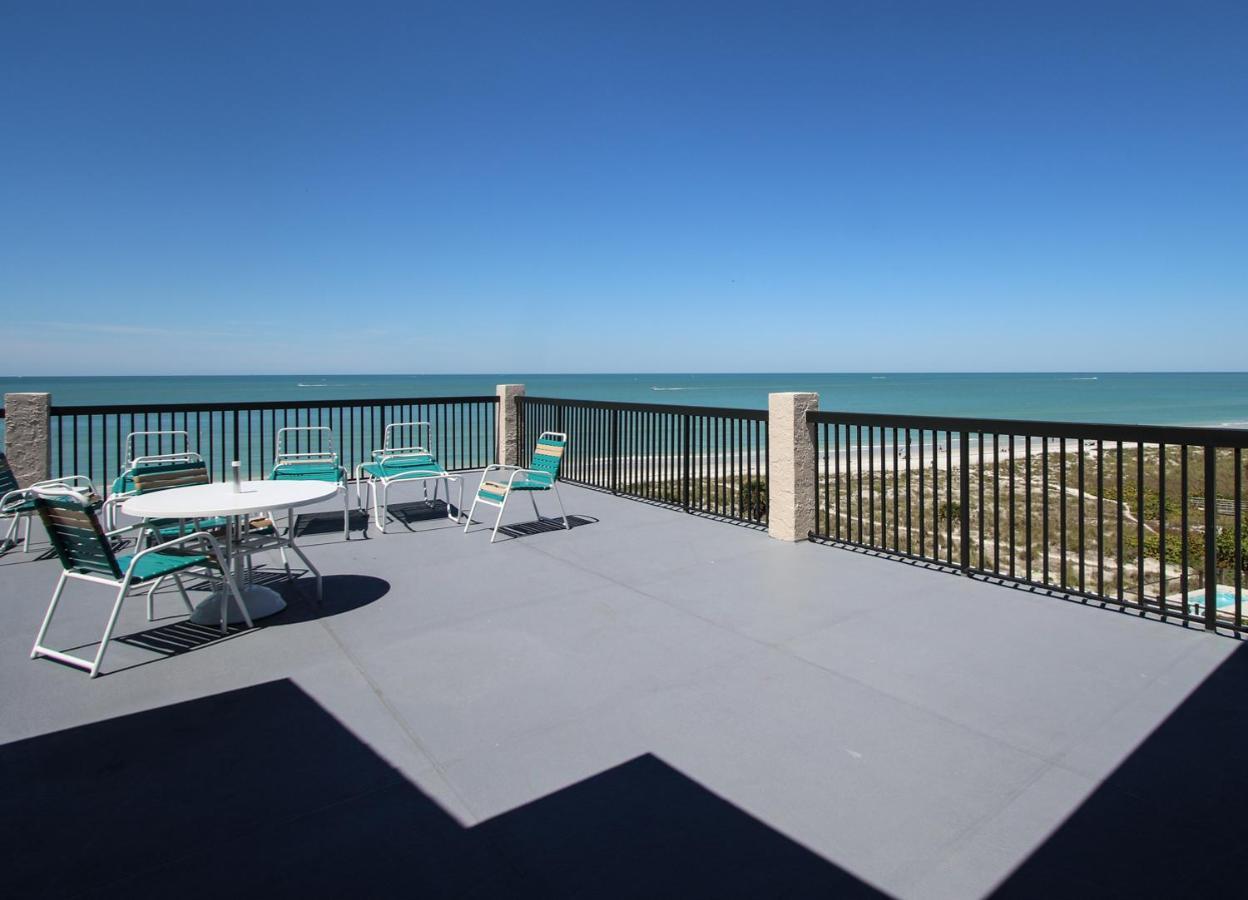All Seasons Vacation Resort By Liberte Madeira Beach Εξωτερικό φωτογραφία
