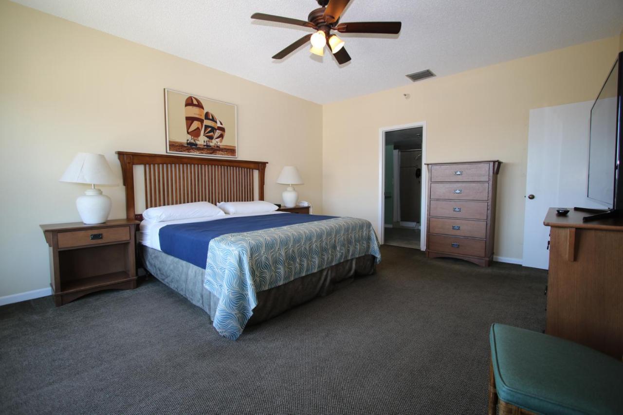 All Seasons Vacation Resort By Liberte Madeira Beach Εξωτερικό φωτογραφία