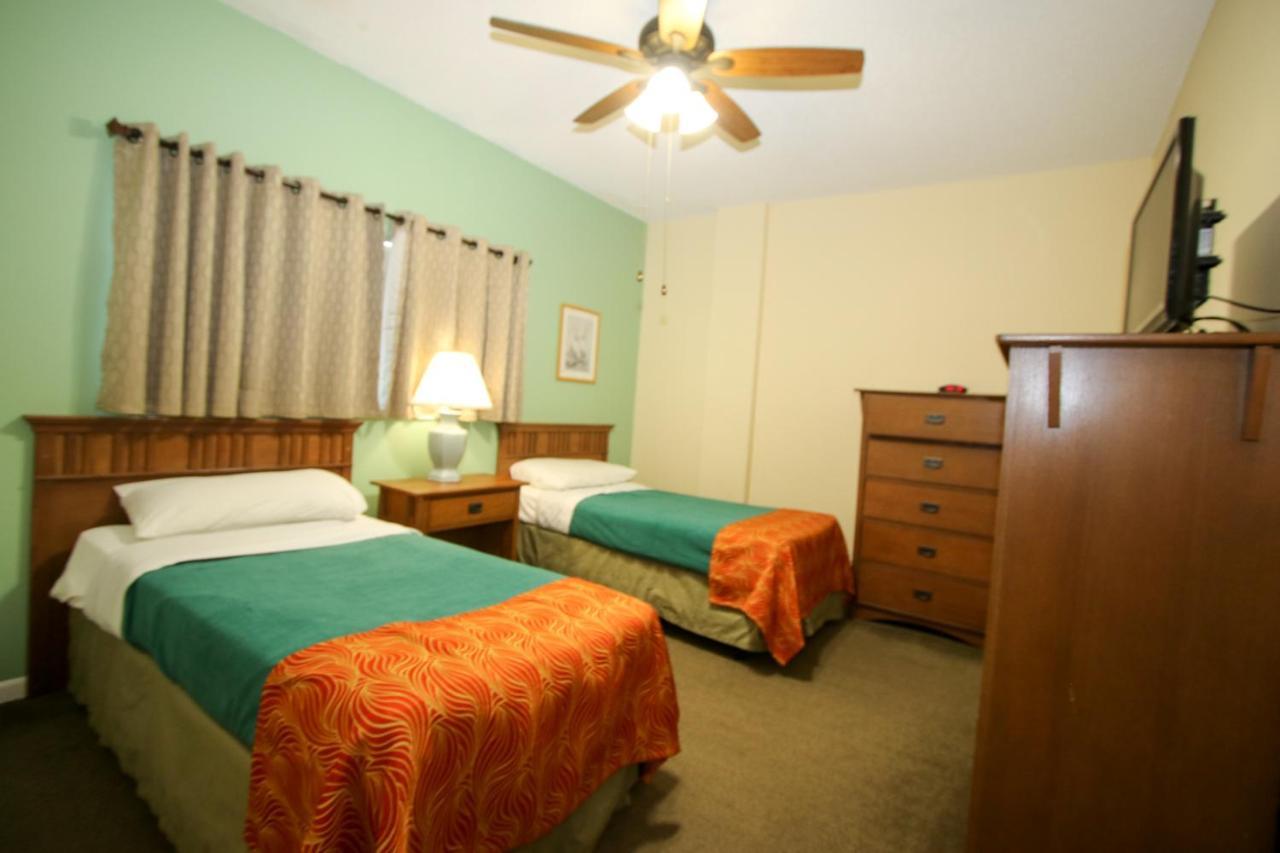 All Seasons Vacation Resort By Liberte Madeira Beach Εξωτερικό φωτογραφία