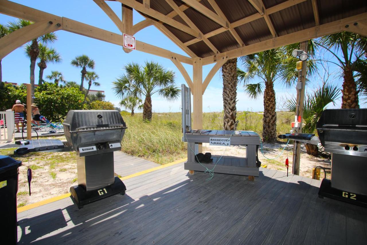 All Seasons Vacation Resort By Liberte Madeira Beach Εξωτερικό φωτογραφία
