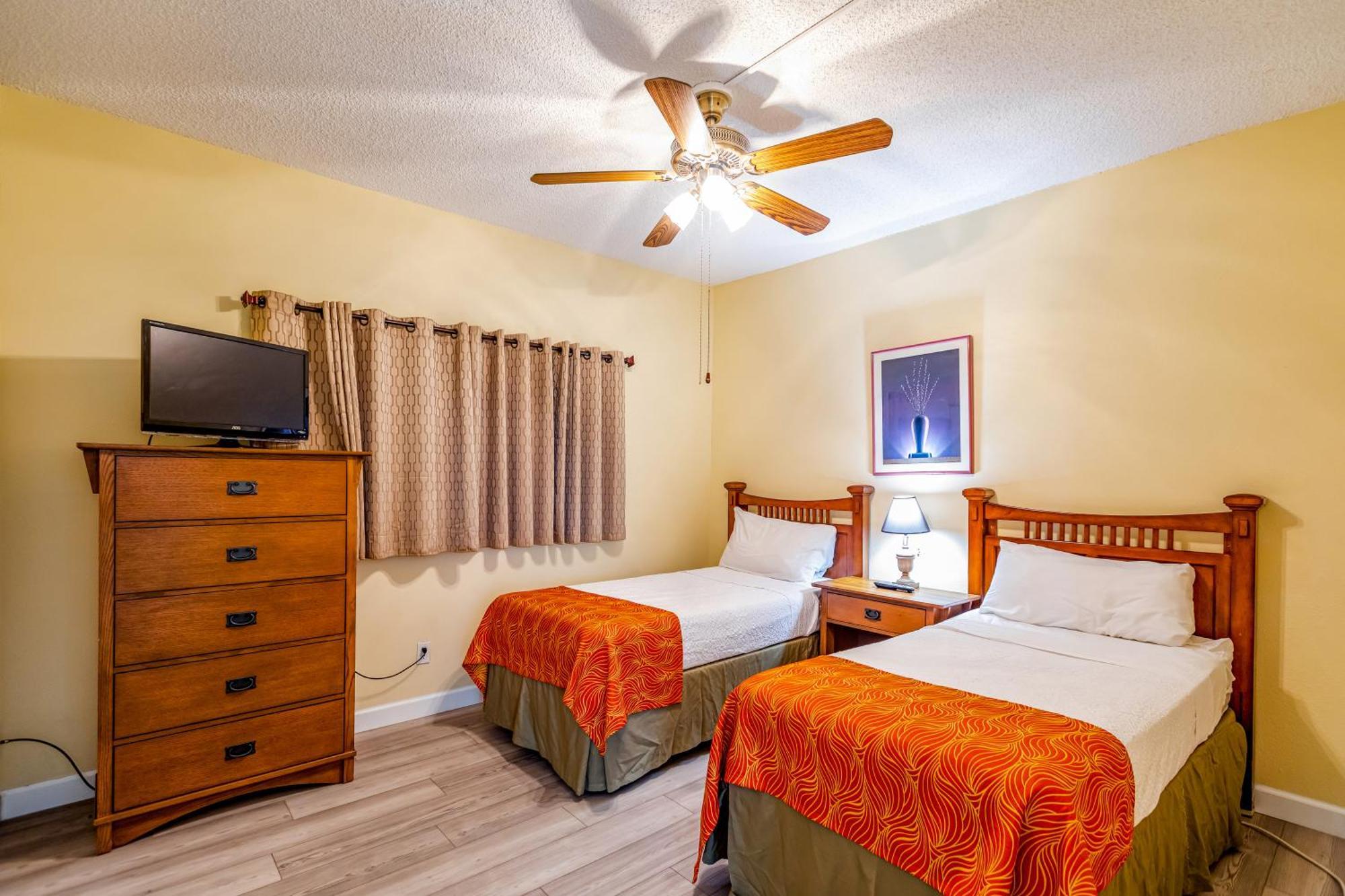 All Seasons Vacation Resort By Liberte Madeira Beach Εξωτερικό φωτογραφία
